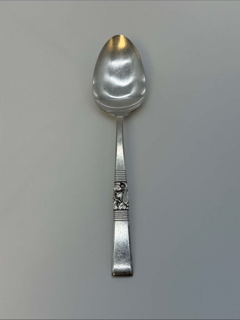 Vintage Oneida Community Silverplate Floral Serving Spoon 8.5"